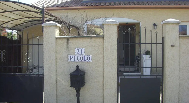 Maison Picolo, Book Hotel Hotels in Camargue with a Pool, Swimming Pool