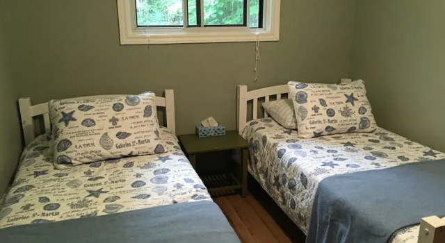 Коттедж Deluxe TO Stays - Waterfront Lake House Retreat