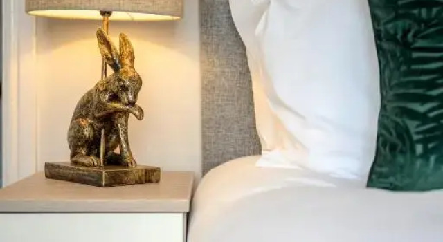 Mulberry House - Luxurious and Modern 4-Bed in Solihull near NEC,JLR, Airport, Resorts World, HS2
