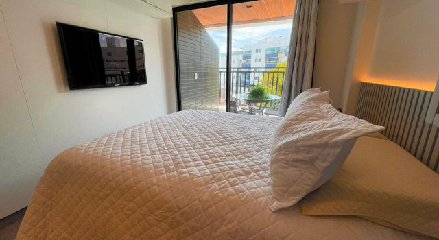 OCEAN - STUDIO COM VARANDA - By Living