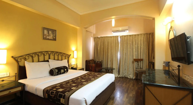 Двухместный номер Deluxe Hotel Gurukripa