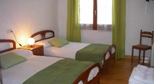 Casa Rural Mantxoalorra, Buchen Sie Hotel Ochagavía Irati Forest