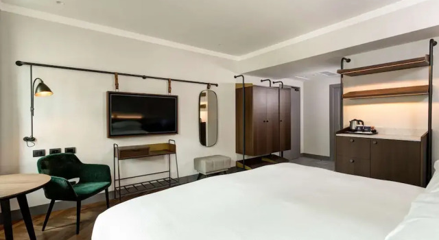 Двухместный номер Accessible Отель DoubleTree by Hilton Rome Monti