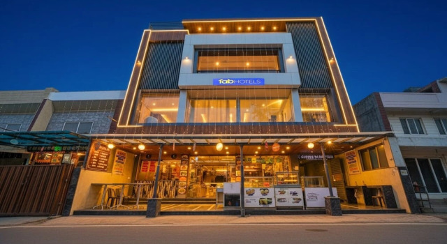 Fabhotel Shri Shreeyam Stay