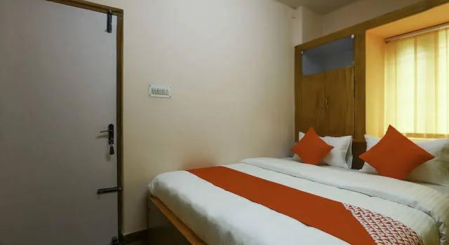 OYO 24929 Sba Cottage, Забронировать Дом для отпуска Отели штата Тамилнада с завтраком, Завтраки