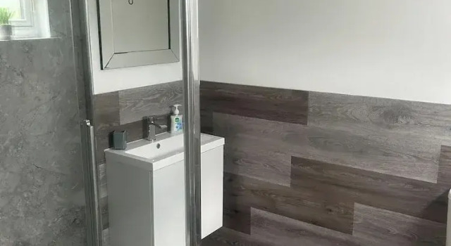 Апартаменты с балконом Cozy Lanarkshire Apartment With a View
