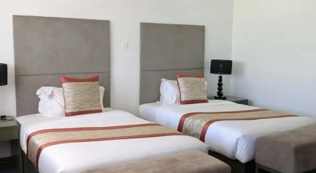 Номер Superior Gloria Inn Hotel
