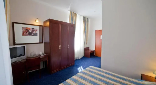 Hotel Sani, Prenota Hotel Truskavec' 