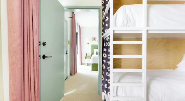 Семейный номер Standard с балконом Bradford House, a Member of Design Hotels