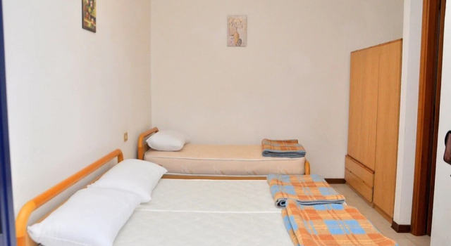 Comfortable Flat With Terrace 100m From the Beach