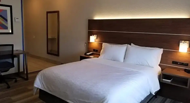 Номер Standard Holiday Inn Express Winfield by IHG
