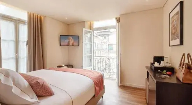 Номер Standard с балконом и с видом на город Hotel Moon & Sun Lisboa