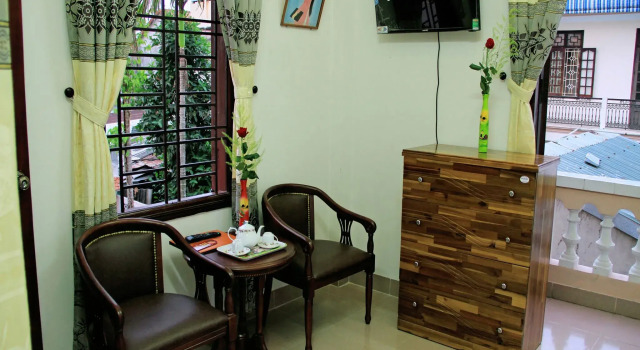 Red Ceramics Homestay