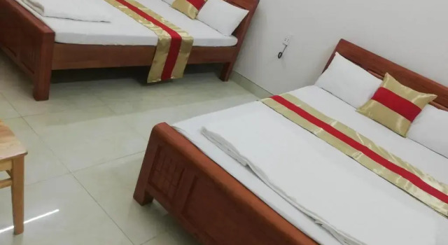 Четырёхместный номер Standard Hoang Kim Hotel