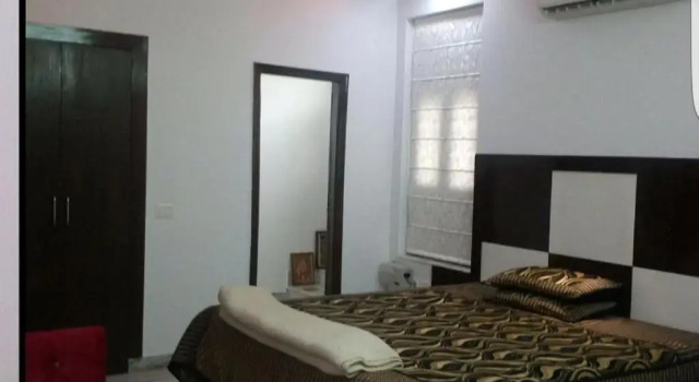3 Bhk modern flat at sector 17 faridabad, Varaa Hotelli Faridabad Haryana