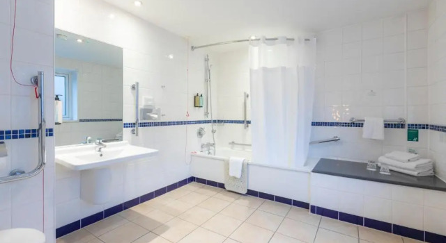 Двухместный номер для людей с ограниченными возможностями Standard Holiday Inn London - Regents Park by IHG