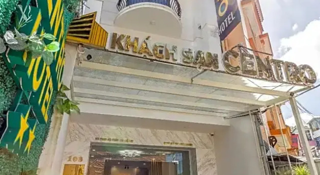 Двухместный номер Standard с балконом Centro Hotel Da Lat