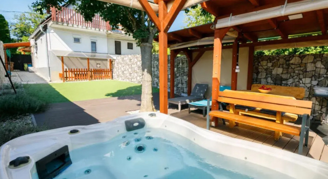 House Particia Siofok