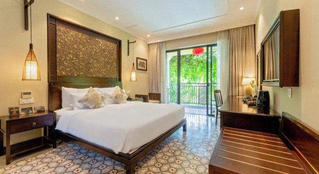 Семейный номер Standard с балконом и с видом на бассейн Ahoy Hoi An Boutique Resort & Spa