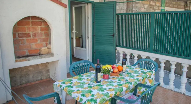 Apartments Adria, Book Apartment Petrovac na Moru 