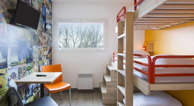 Трёхместный номер Standard Hotel F1 Maurepas