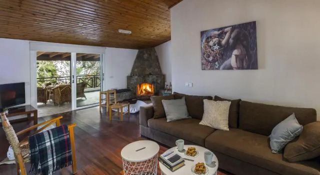 Willa Platres Forest View Cottage