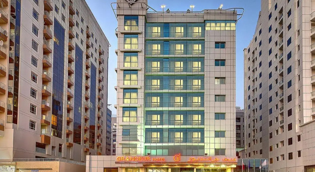 Grandeur Hotel