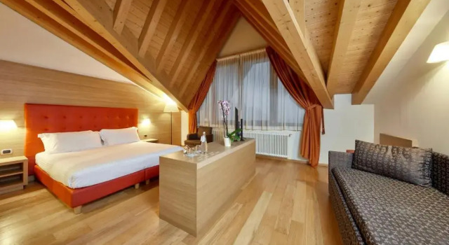 Полулюкс Blu Hotel Acquaseria