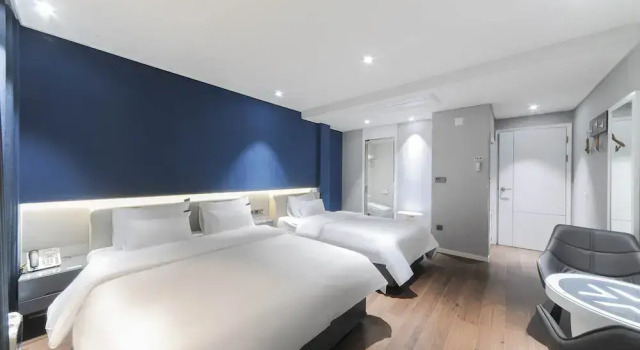 Двухместный номер Standard с видом на озеро Seosan Hound Hotel