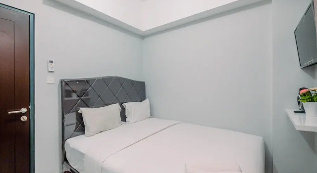 Апартаменты Standard Comfort 1Br At Royal Heights Apartment
