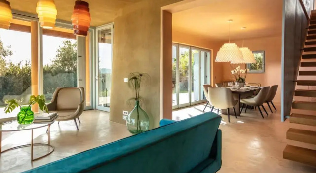 Вилла с 4 комнатами Is Molas Villas