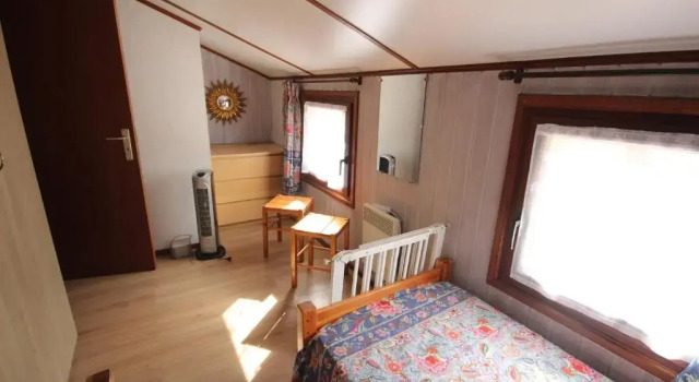 Domaine de vacances à 600m de la plage animations piscines en supplément villa climatisée 3 chambres 6 couchages WIFI - LRTAMB5, 예약 빌라 Portiragnes Canal du Midi