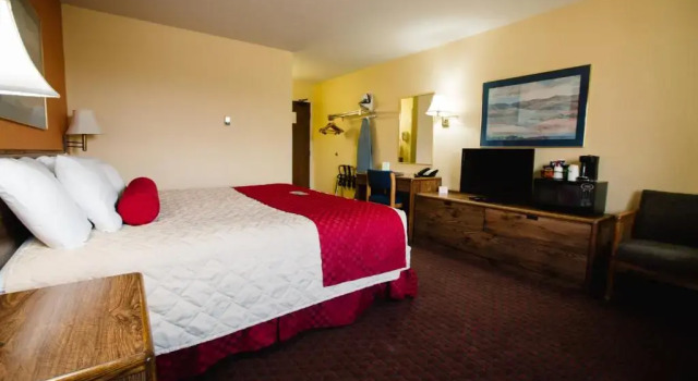 Номер Standard Days Inn by Wyndham Minot