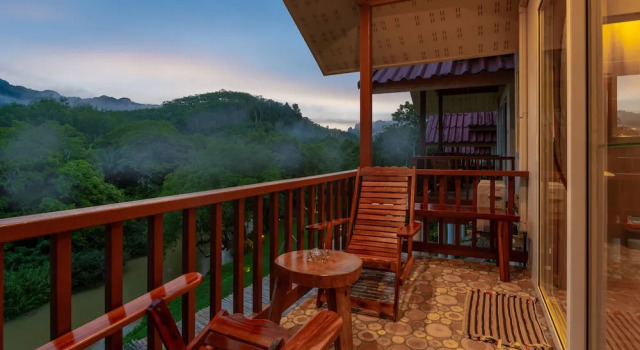 Номер Deluxe Khaosok River Home Resort