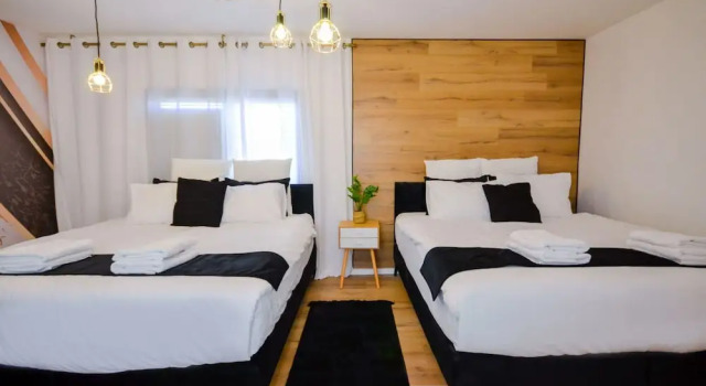 YalaRent Green Garden Villa with Private Pool, Prenota Villa Cottage a Israele Distretto Sud, Cottage