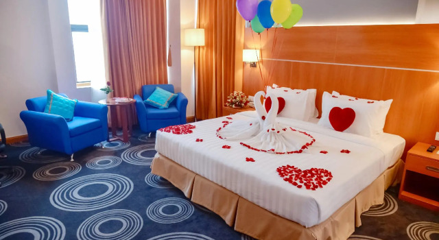 Номер Deluxe Ritz Grand Hotel Mandalay