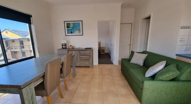 Апартаменты Seaview Motel & Apartments