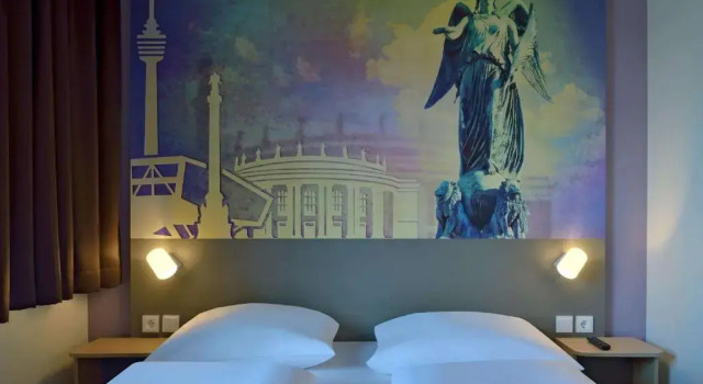 Номер Superior B&B Hotel Stuttgart-Vaihingen