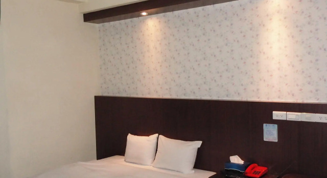 Двухместный номер Standard Modern Plaza Hotel