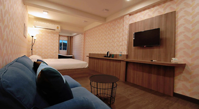 Номер Deluxe R 17 Living Hotel