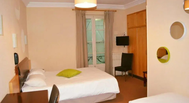 Номер Comfort Hotel Le Normandy