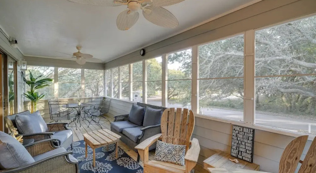 Коттедж с 3 комнатами Outer Banks Retreat - Walk to Beach!