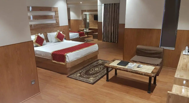 Люкс Executive Hotel Surya Executive