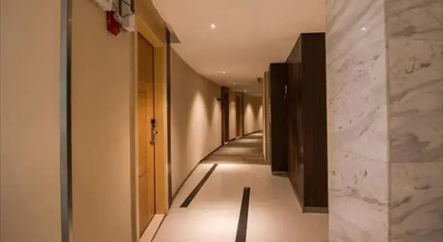 City Comfort Inn Yulin Walking Street, Prenota Hotel Hotel a Yulin con parcheggio, Parcheggio