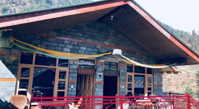 Goroomgo The Crazy Indian  Manali, Забронировать Отель Отели Манали с завтраком, Завтраки