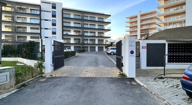 Praia DA Rocha Twins 2 With Pool, Rezerwuj Apartament Hotele w Algarve z parkingiem, Parking