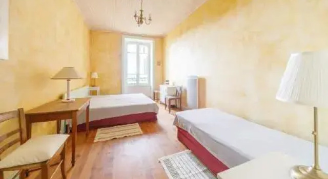 Château des Grèzes, Rezerwuj Hotel Hotele w Agnat z parkingiem, Parking
