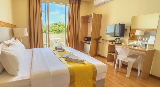 Двухместный номер Deluxe с балконом и с видом на город Rehendhi Villa
