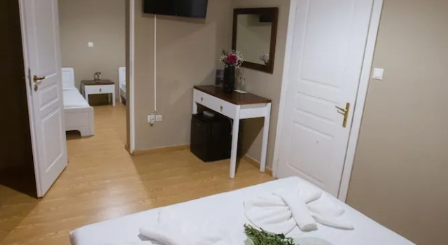 Четырёхместный номер Standard с балконом Cavallari Palace Hotel Suites