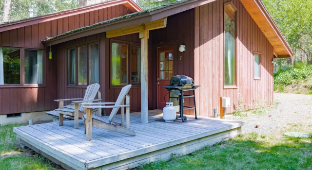 Студия Lake Creek Lodge